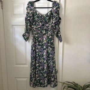 ASTR Long Sleeve Twist Keyhole Midi Dress